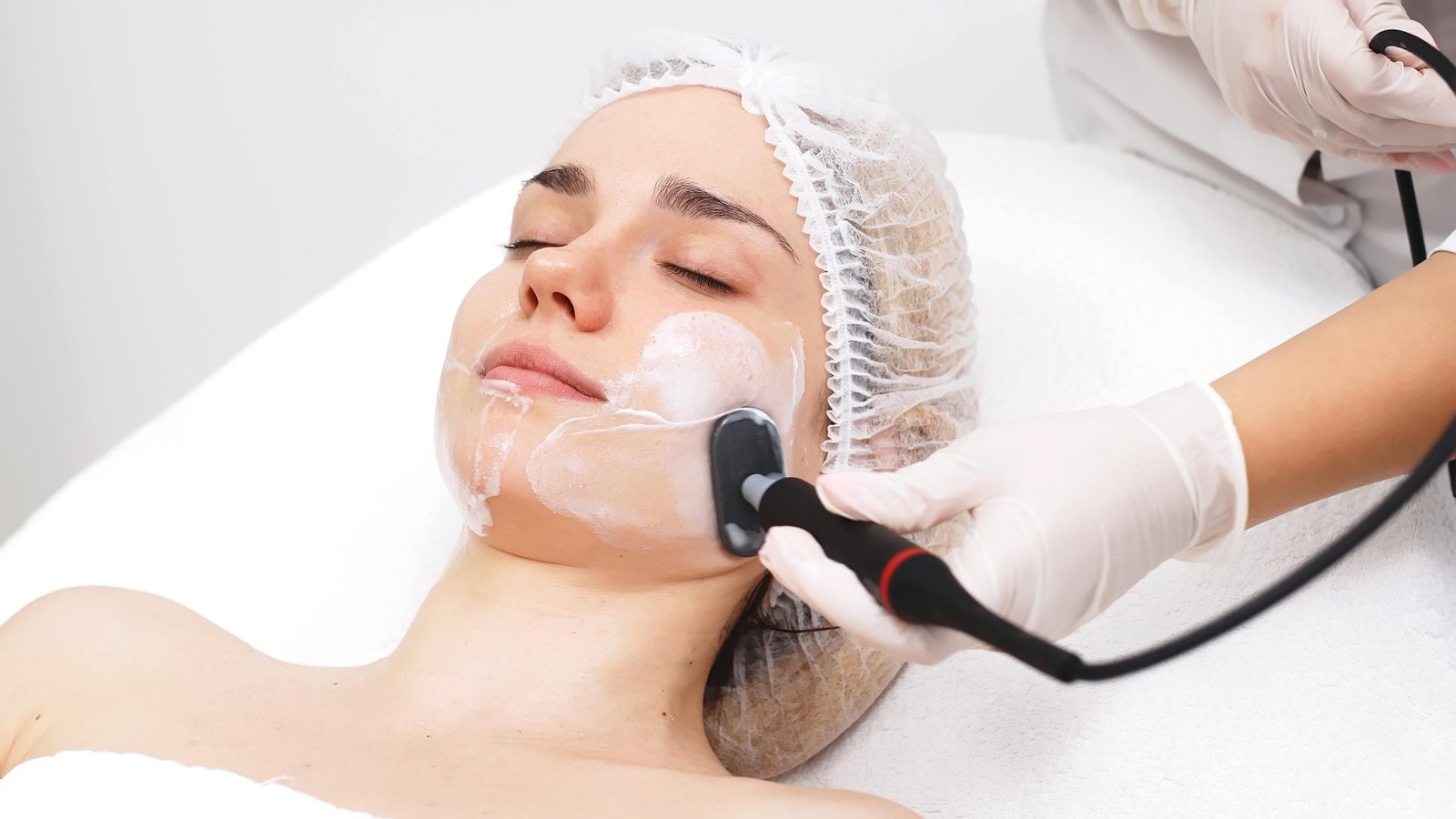 O3+ Facial