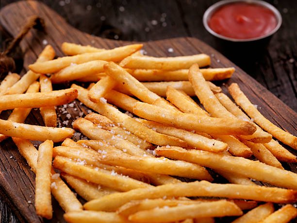 salted  French fries  (સોલ્ટેડ  ફ્રેન્ચ ફ્રાઈસ)