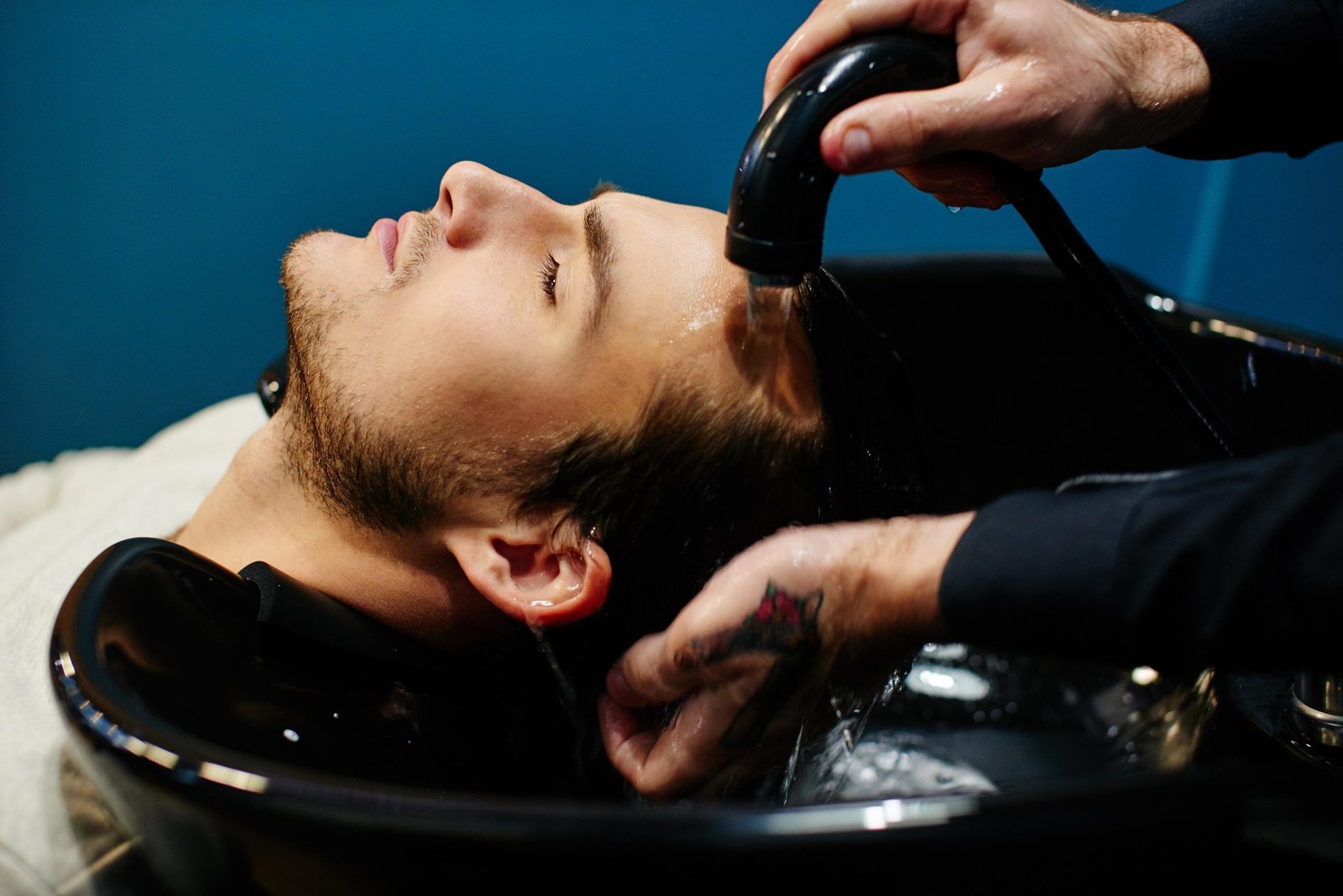 HAIR SMOOTHNING