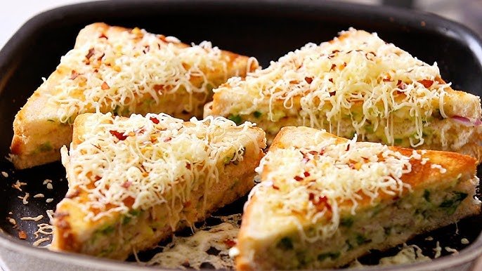 cheese chilli sandwich  (ચીઝ ચિલી સેન્ડવીચ)